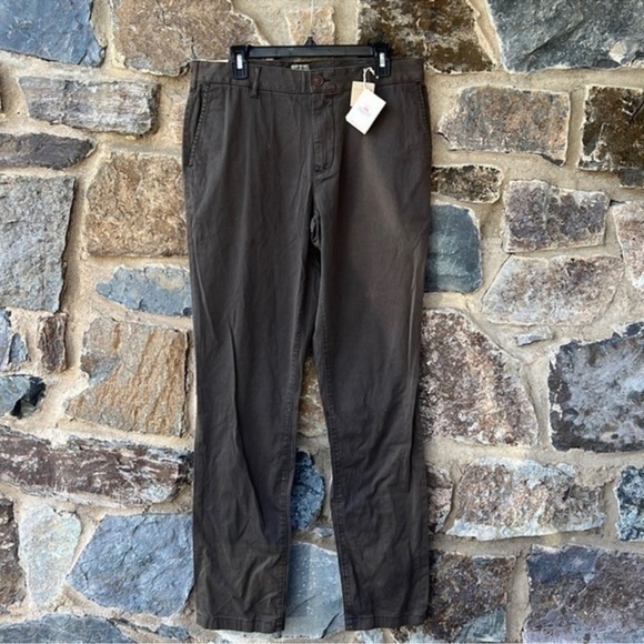 Faherty Men's Chinos in Dark green size 33/34 - Picture 1 of 4